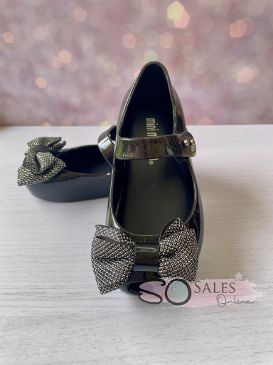 Jelly shoes color negro con lazo